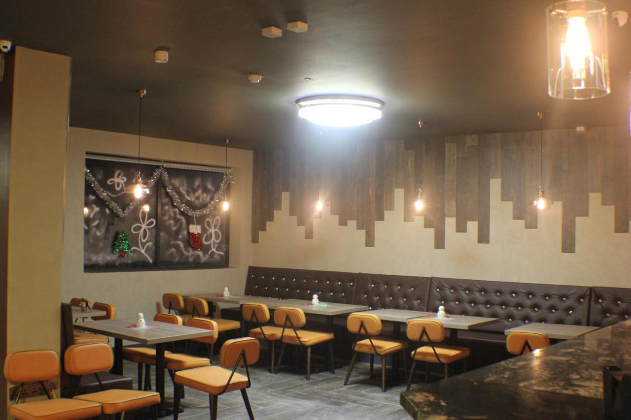 Fusilier Inn Wembley Bagian luar foto
