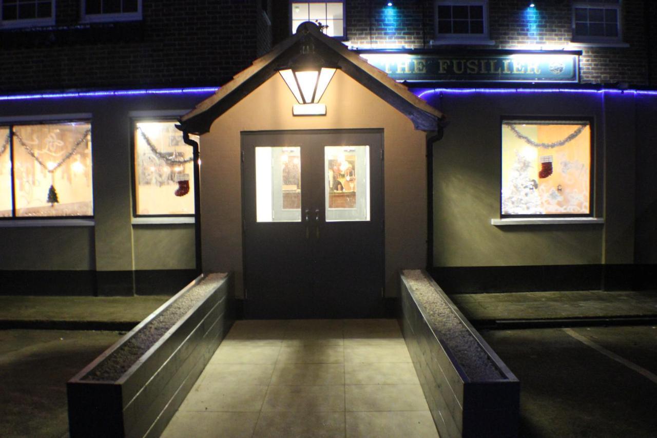 Fusilier Inn Wembley Bagian luar foto