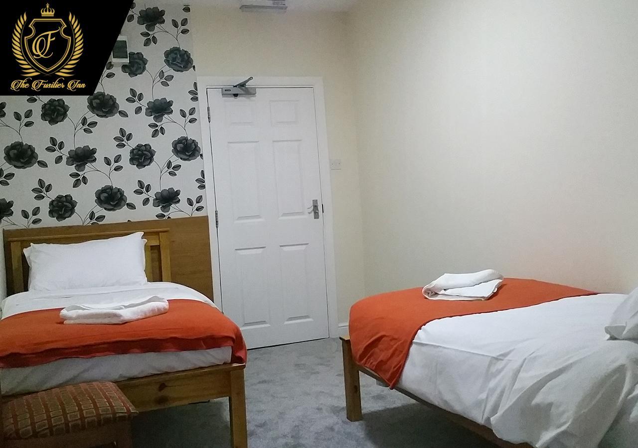 Fusilier Inn Wembley Bagian luar foto