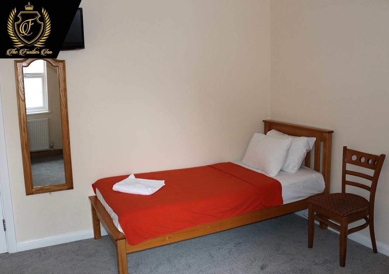 Fusilier Inn Wembley Bagian luar foto