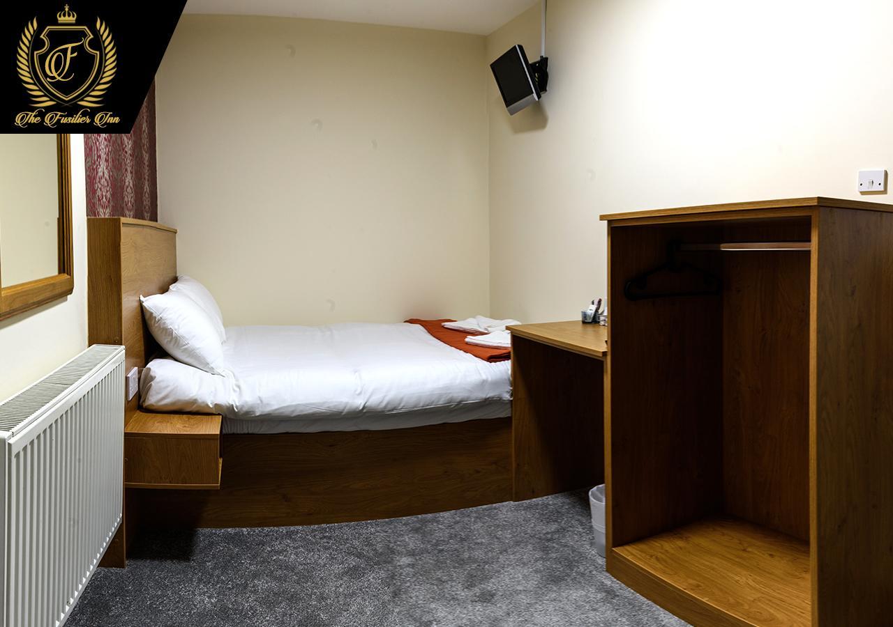 Fusilier Inn Wembley Bagian luar foto