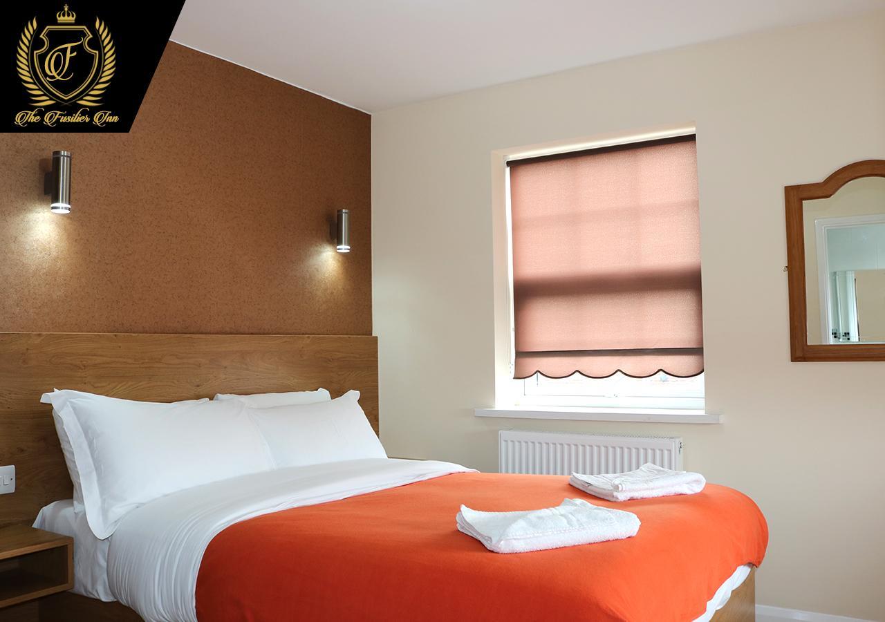 Fusilier Inn Wembley Bagian luar foto