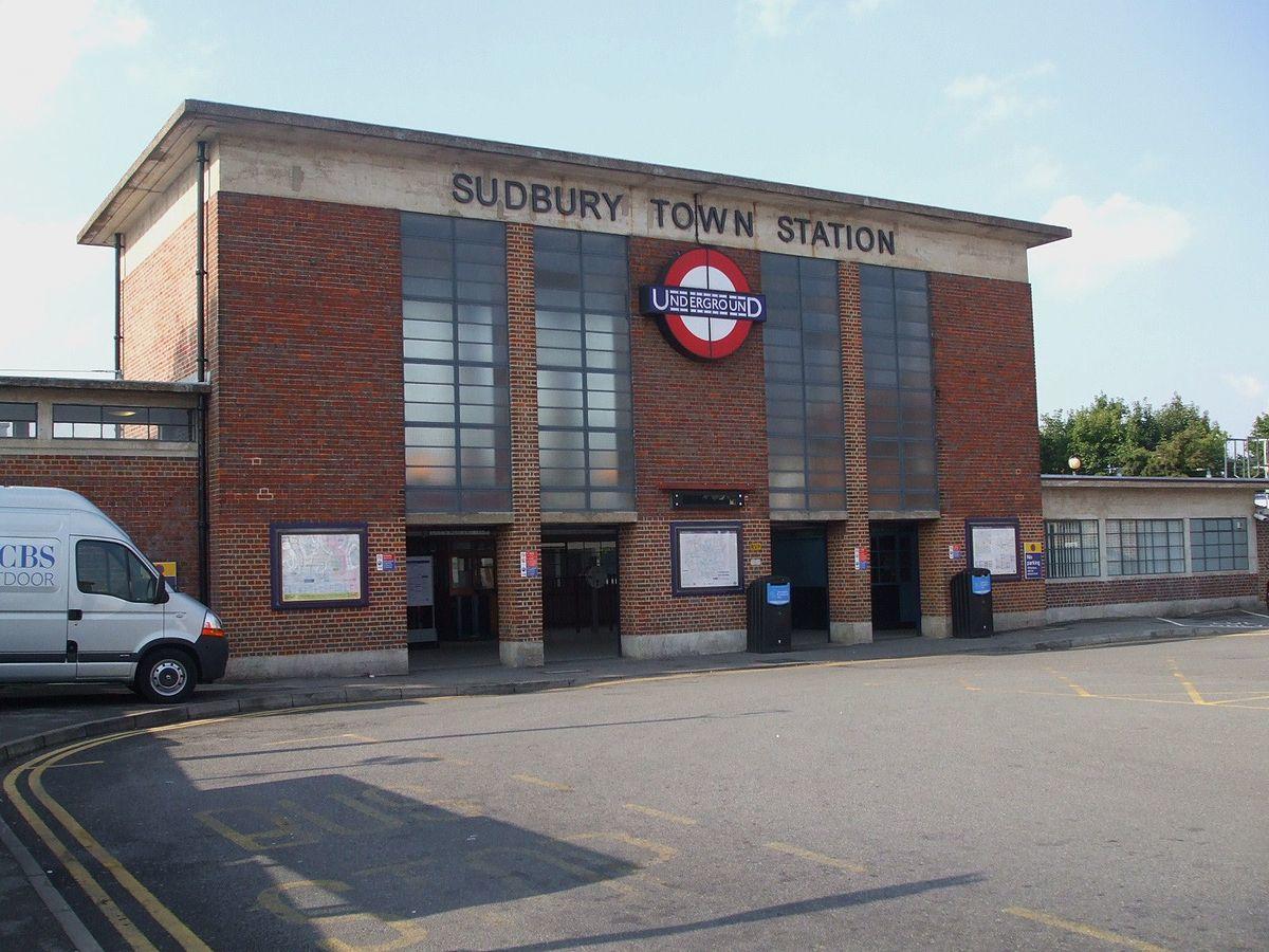 Fusilier Inn Wembley Bagian luar foto
